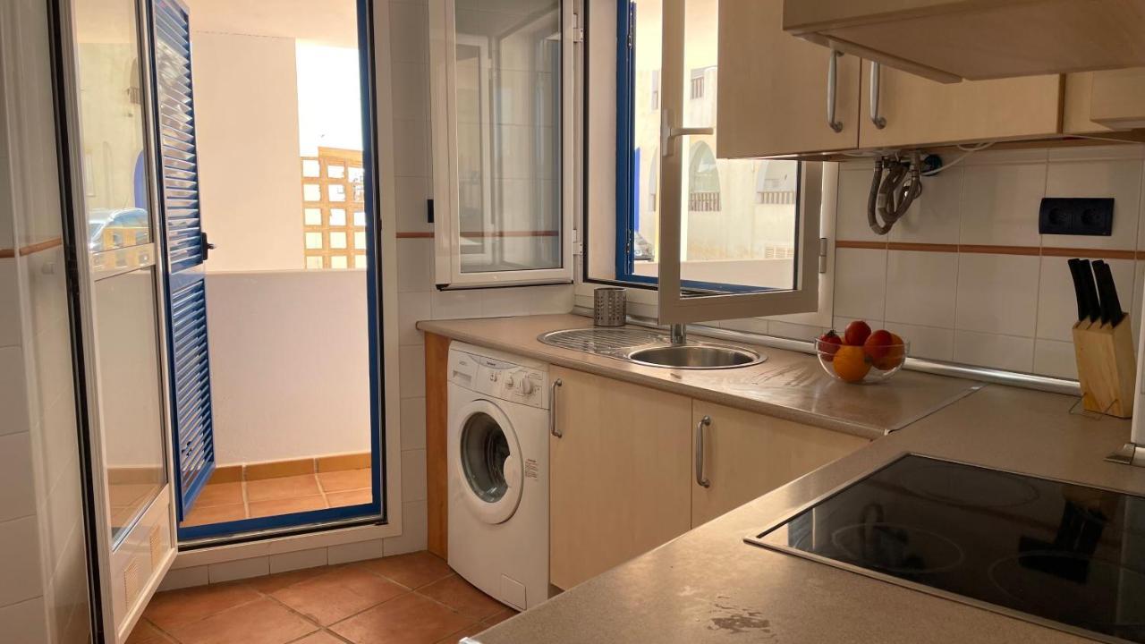 Apartamento De 3 Dormitorios A 60 M De La Playa En La Isleta, Cabo De Gata La Isleta del Moro Exterior photo