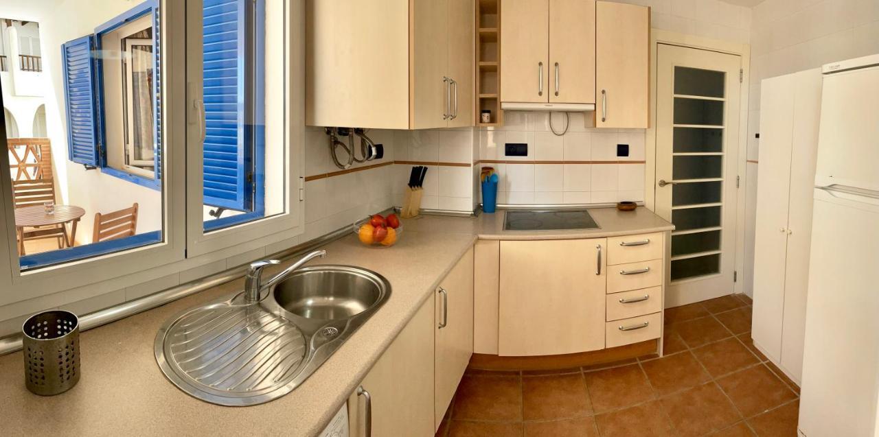 Apartamento De 3 Dormitorios A 60 M De La Playa En La Isleta, Cabo De Gata La Isleta del Moro Exterior photo