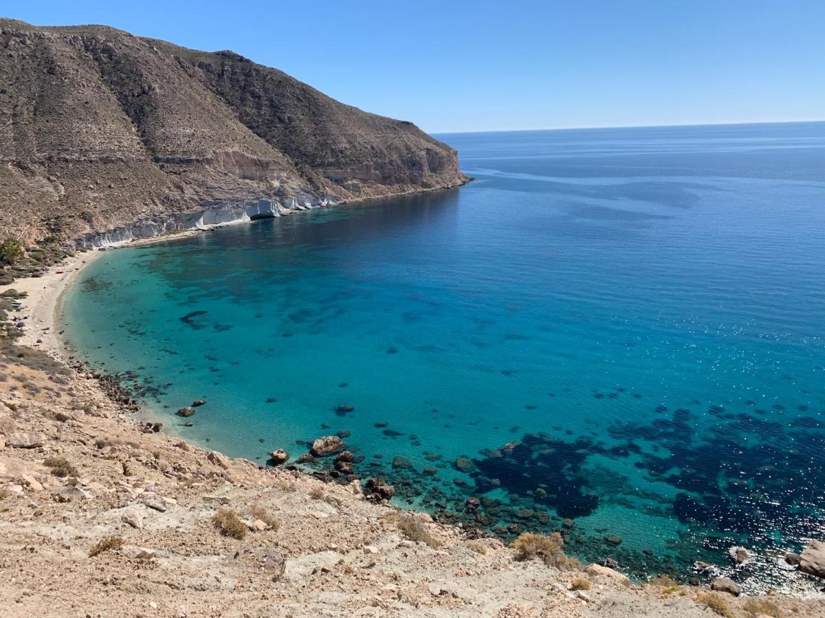 Apartamento De 3 Dormitorios A 60 M De La Playa En La Isleta, Cabo De Gata La Isleta del Moro Exterior photo
