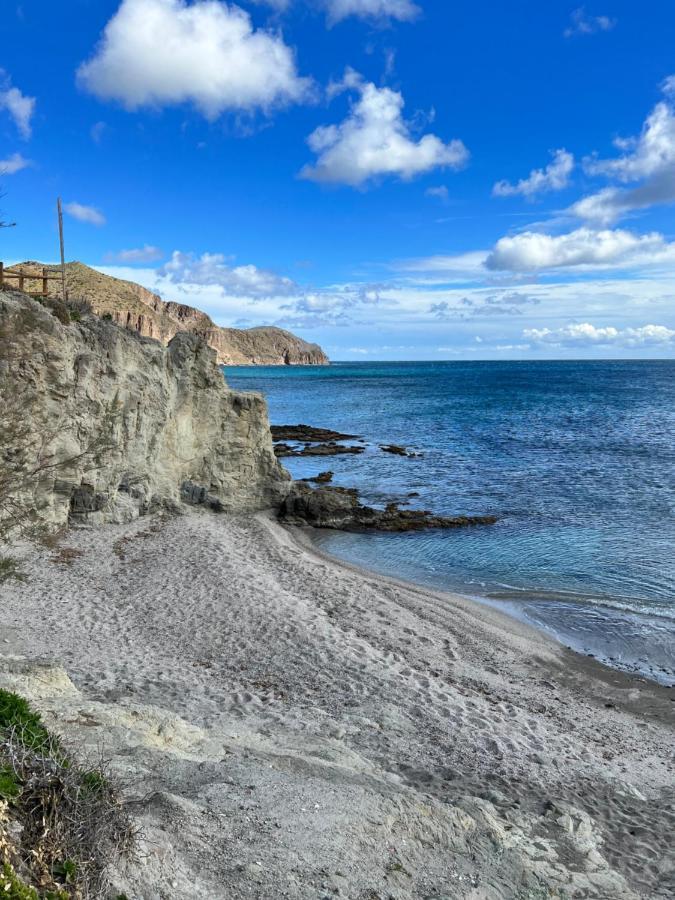 Apartamento De 3 Dormitorios A 60 M De La Playa En La Isleta, Cabo De Gata La Isleta del Moro Exterior photo